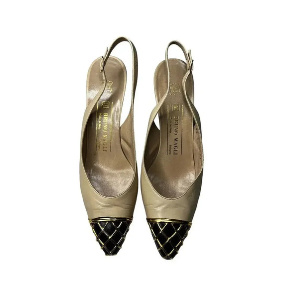 Bruno Magli Vintage Italy leather Sling Back beige, black kitten heels 7. - Picture 1 of 8